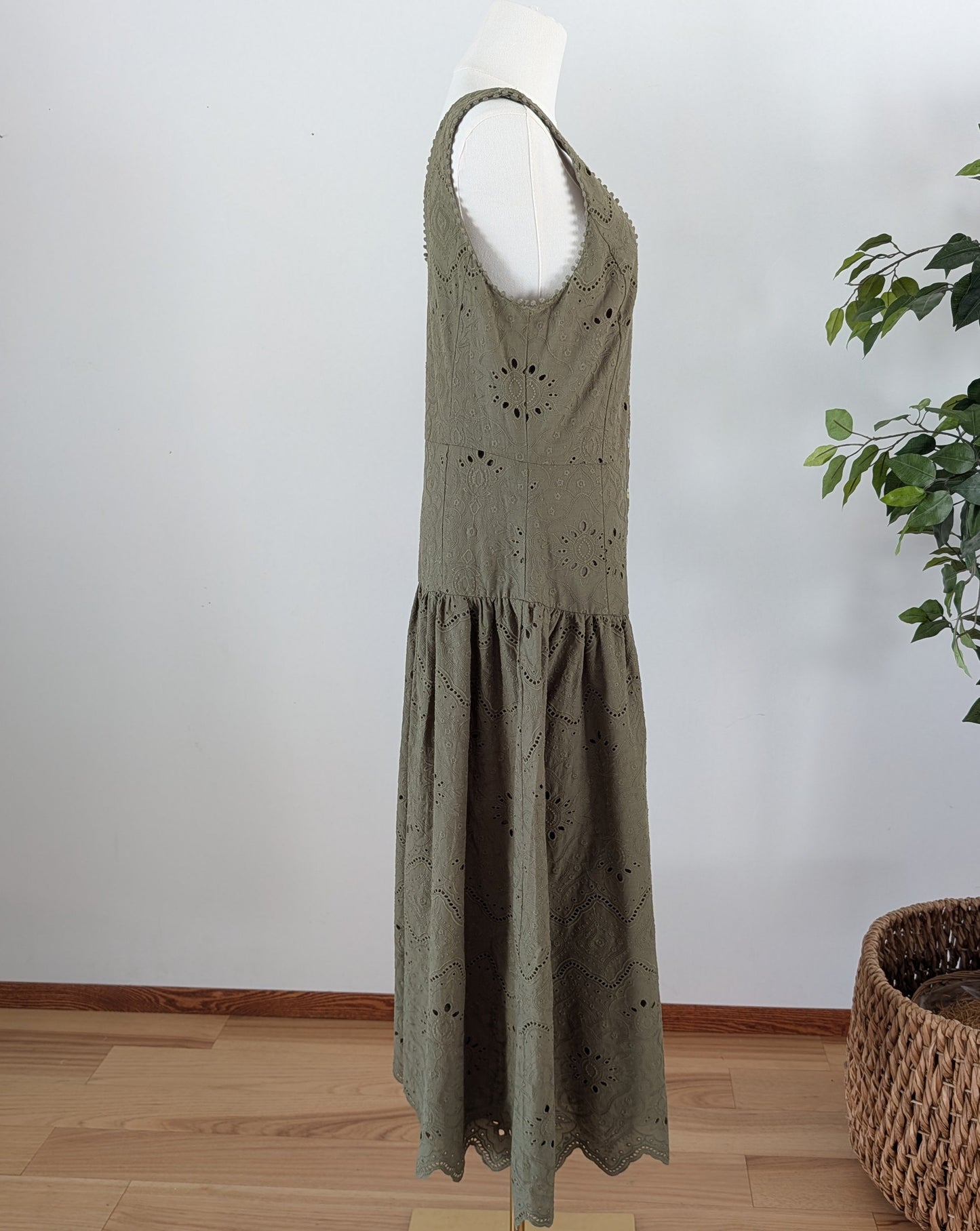 House of Harlow Cotton Eyelet Maxi Dress - 8