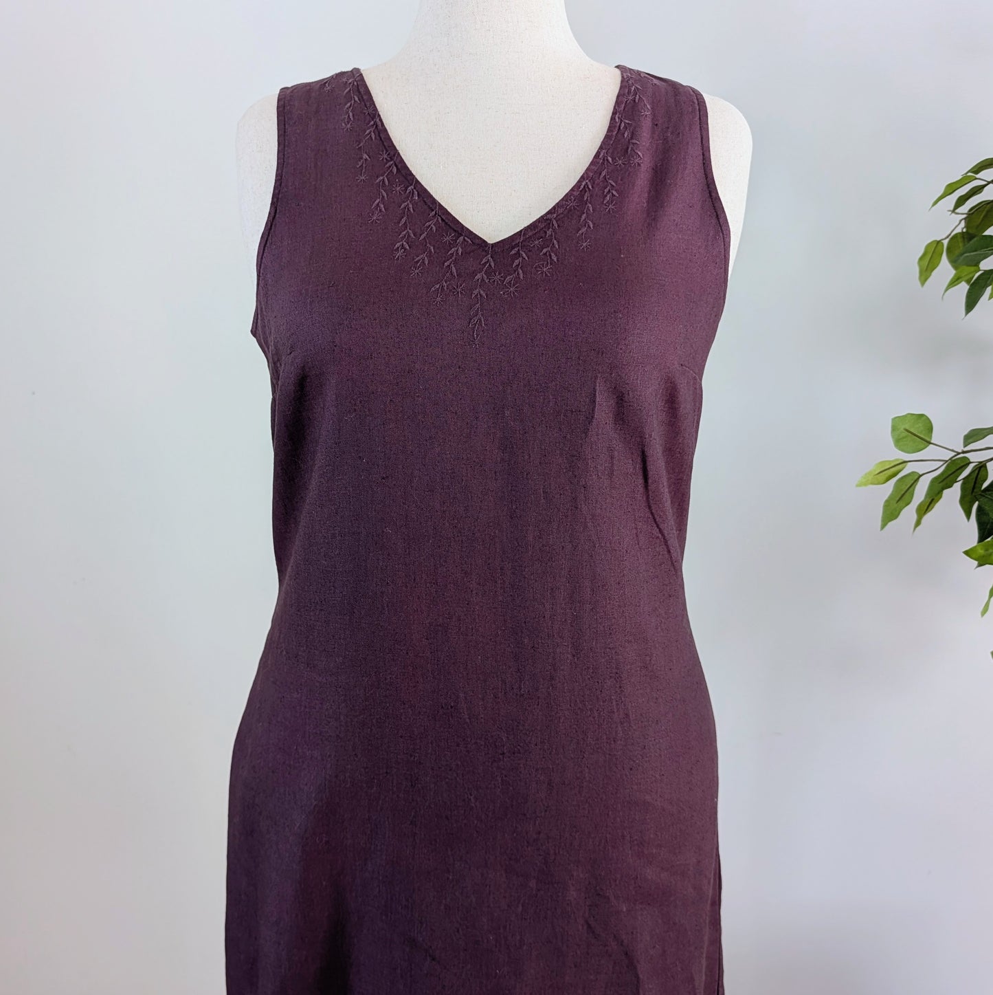 Eddie Bauer Linen Floral Embroidered Dress - 14