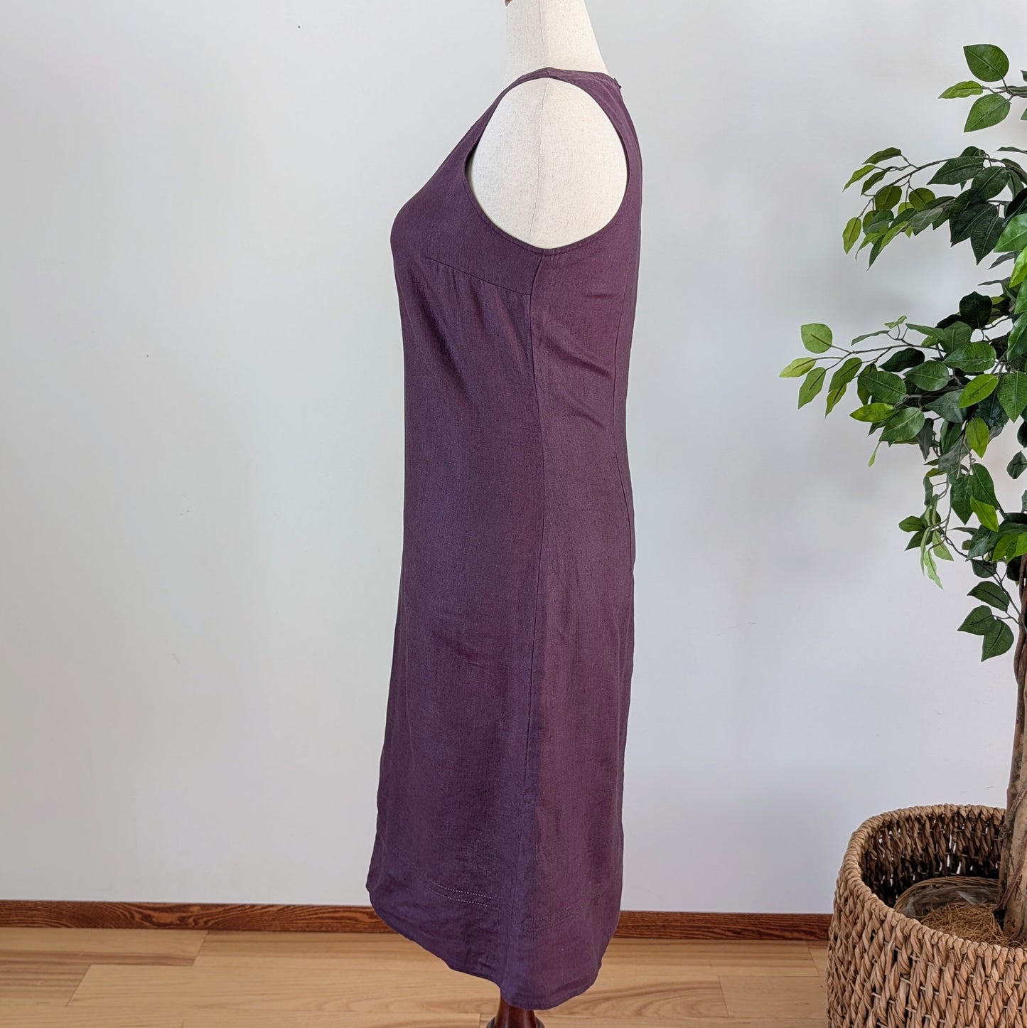 Eddie Bauer Linen Floral Embroidered Dress - 14