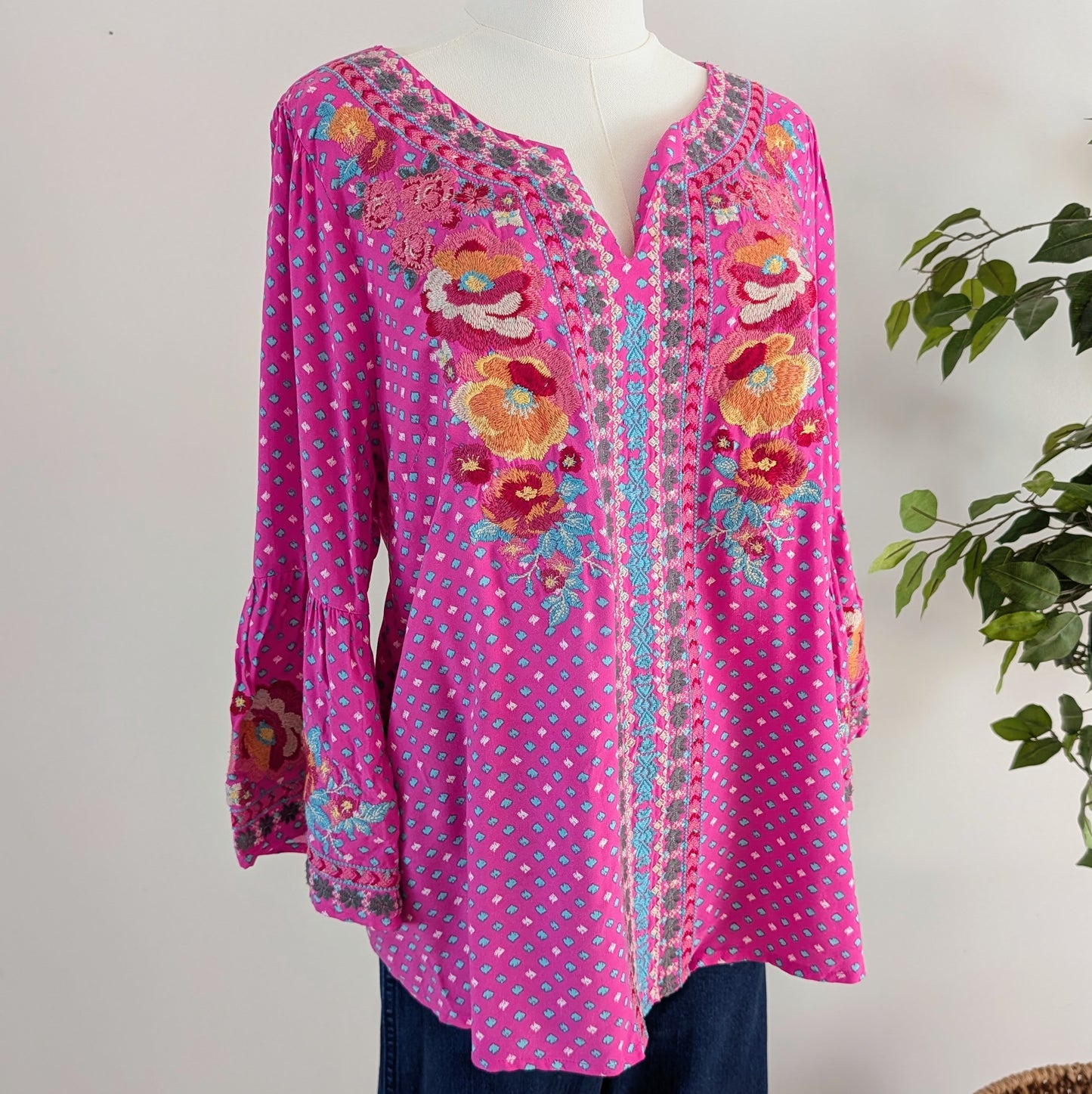 Floral Embroidered Boho Top Shirt- M