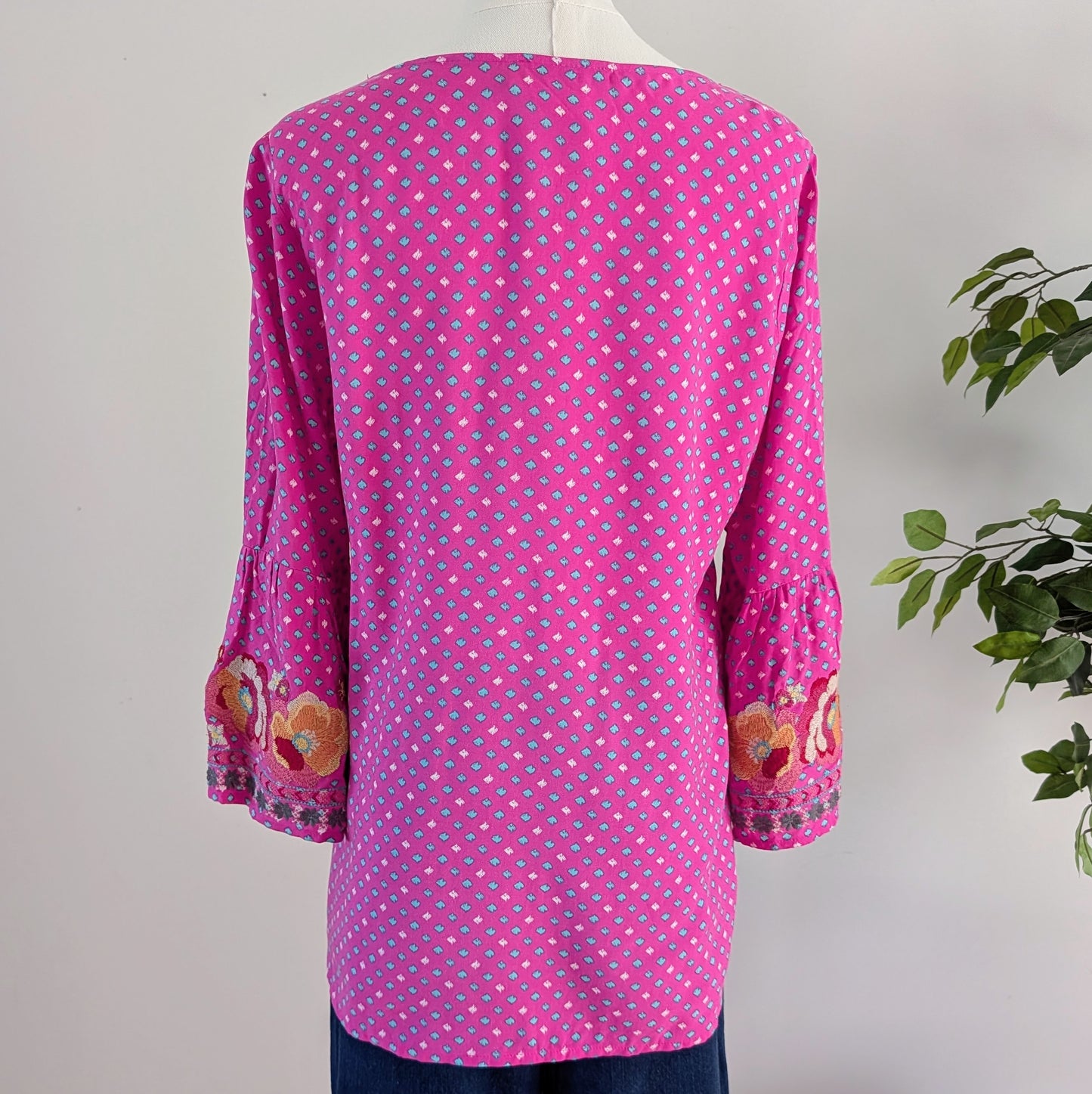 Floral Embroidered Boho Top Shirt- M