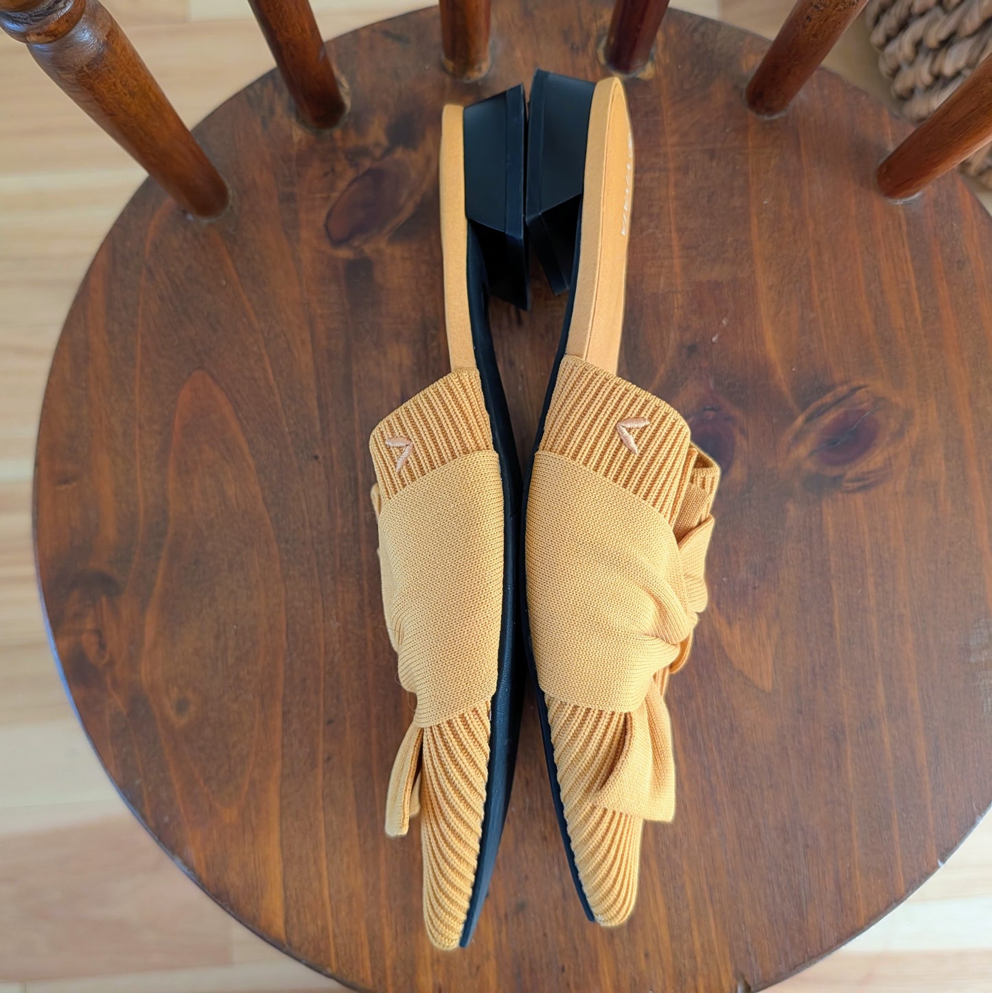 VIVAIA Pointed Toe Knot Comfortable Shoes - 39/8