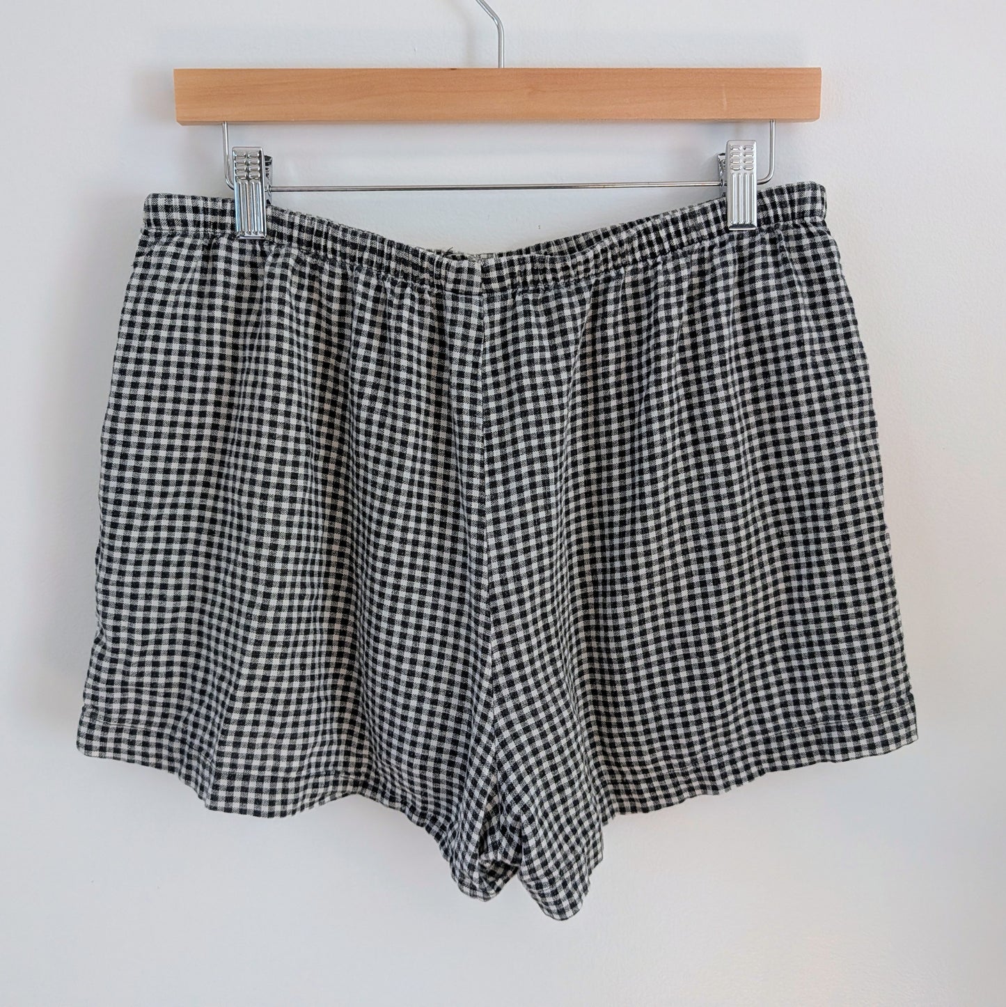 Gingham Plaid Linen Blend Shorts - M