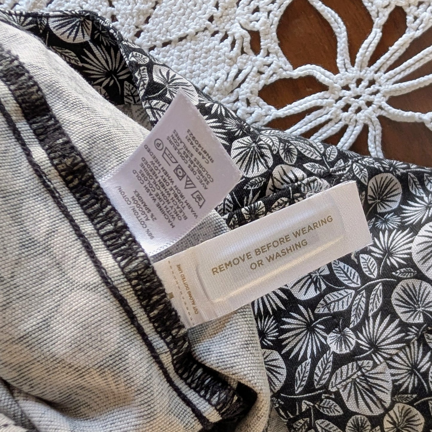Ann Taylor LOFT Leaf Button Up Short - 6