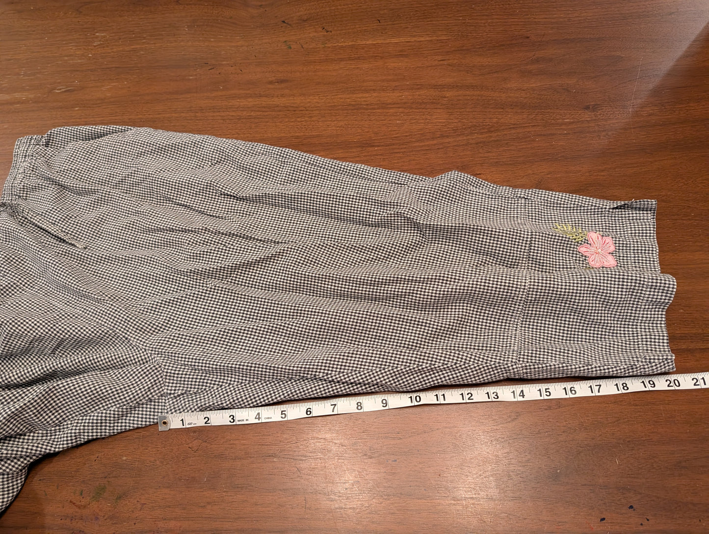 Cotton Gingham Plaid Floral Capris - XL