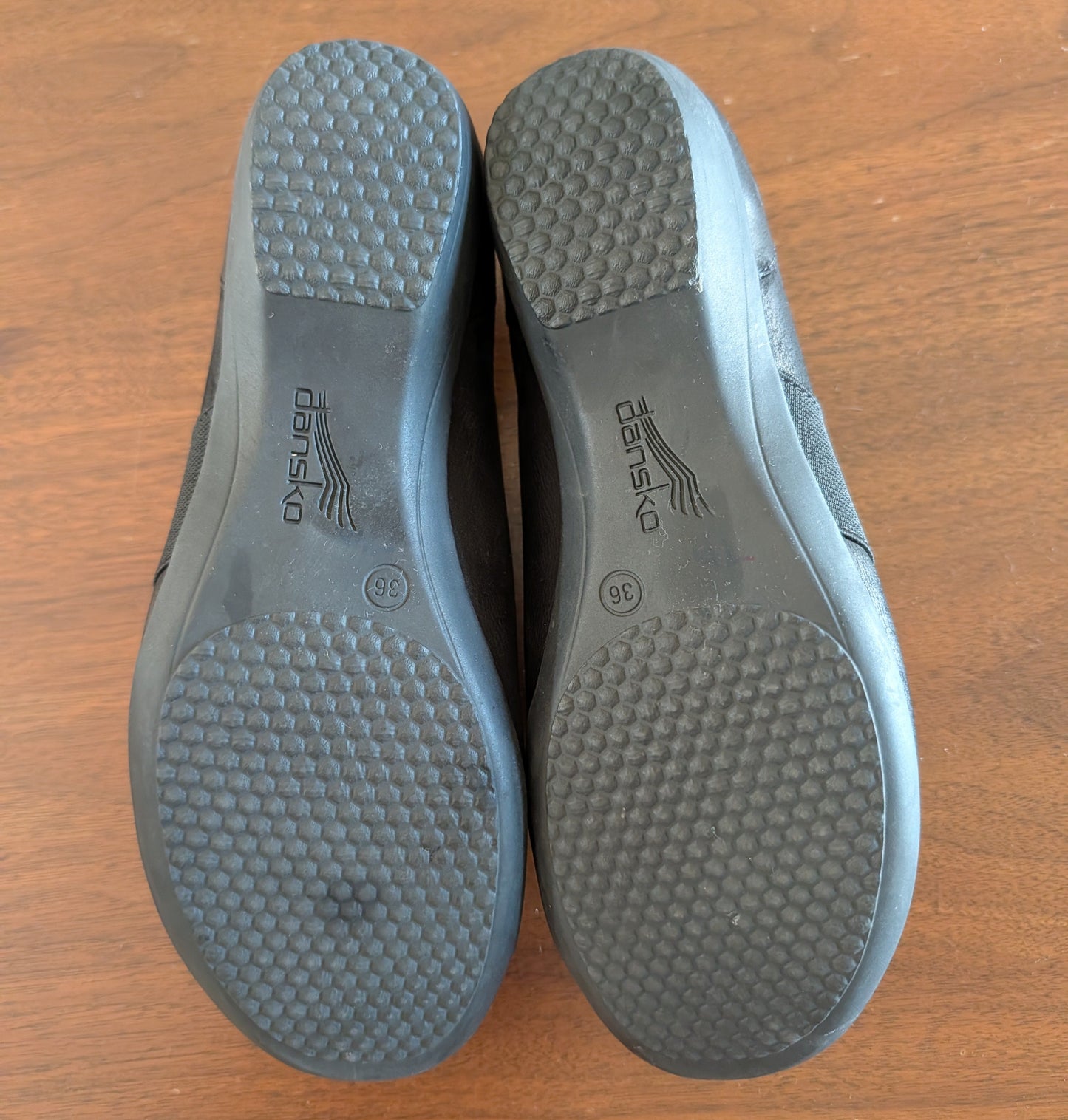 Dansko Leather Comfortable Shoes - 36/5.5-6