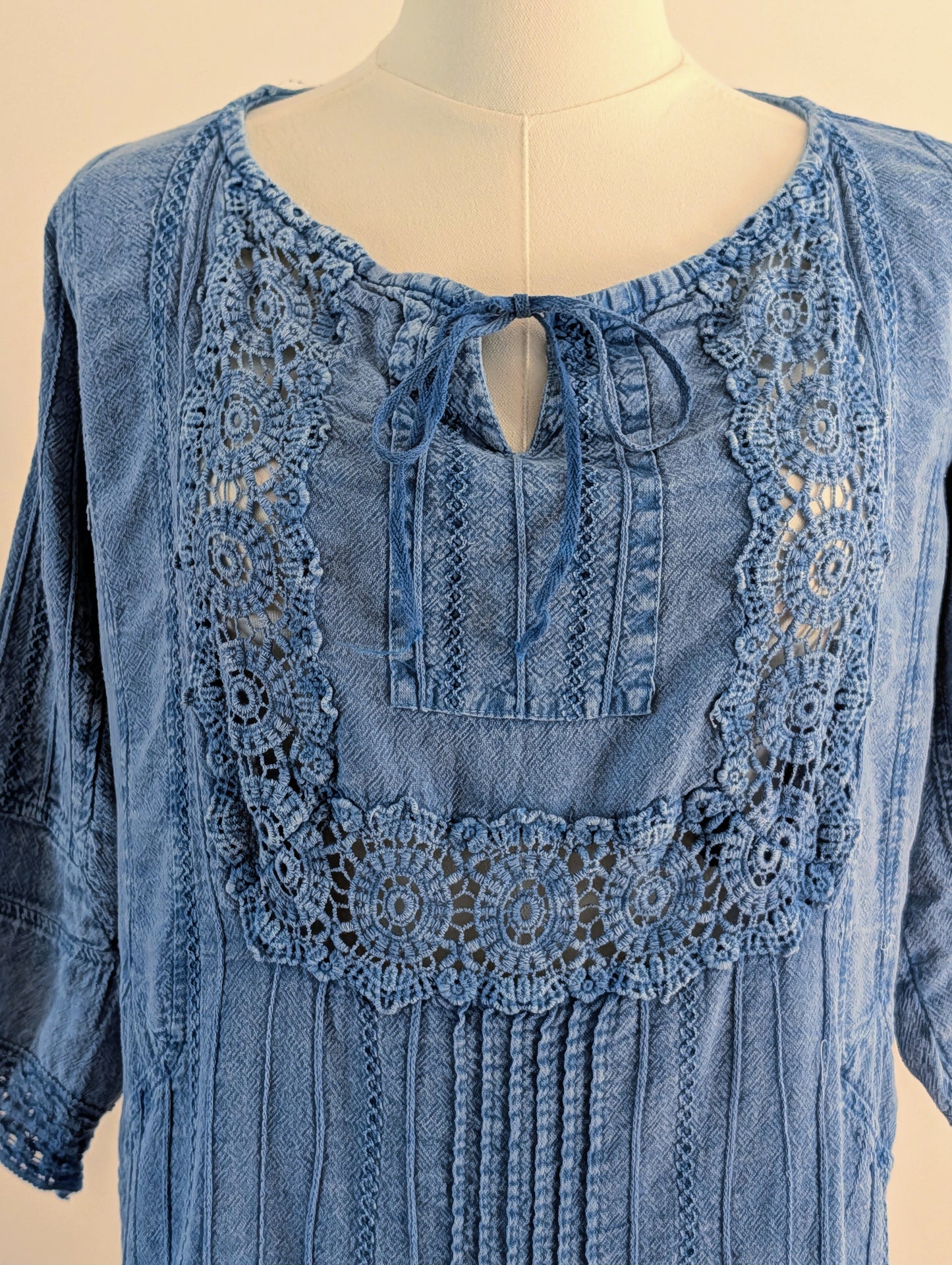 Karin Collection Cotton Crochet Embroidered Top – M