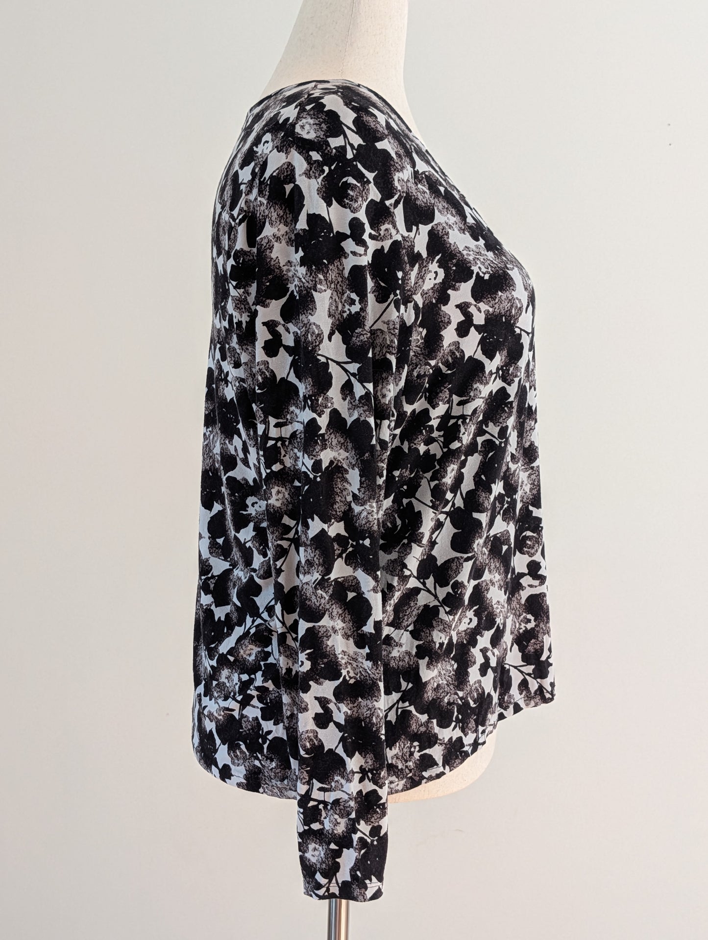 J.Jill Wearever Black Floral Tunic Top – XL