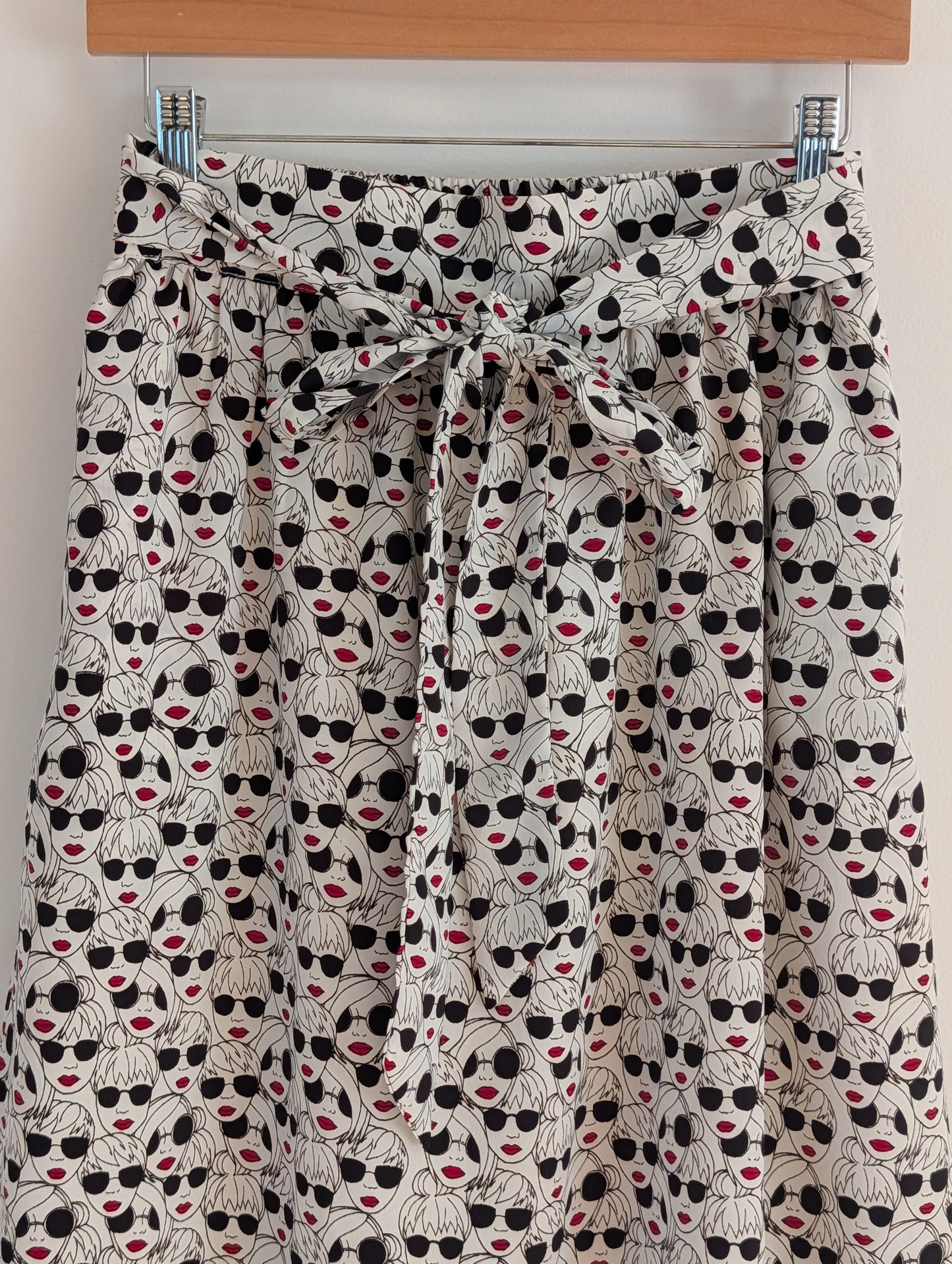 Anthropologie Porridge Getaway Face Print Skirt – S