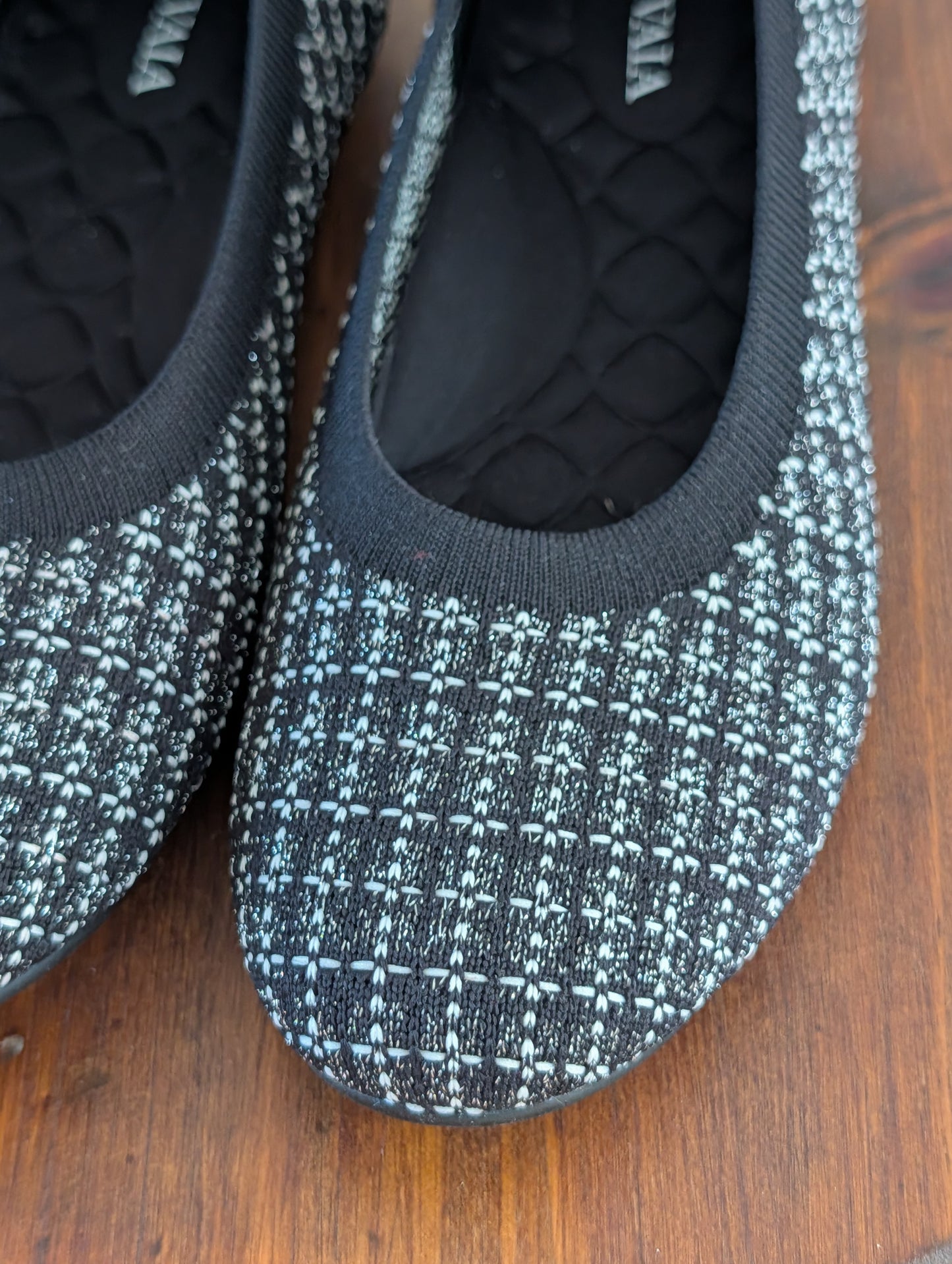 VIVAIA Black Tweed Ballet Flats – 9