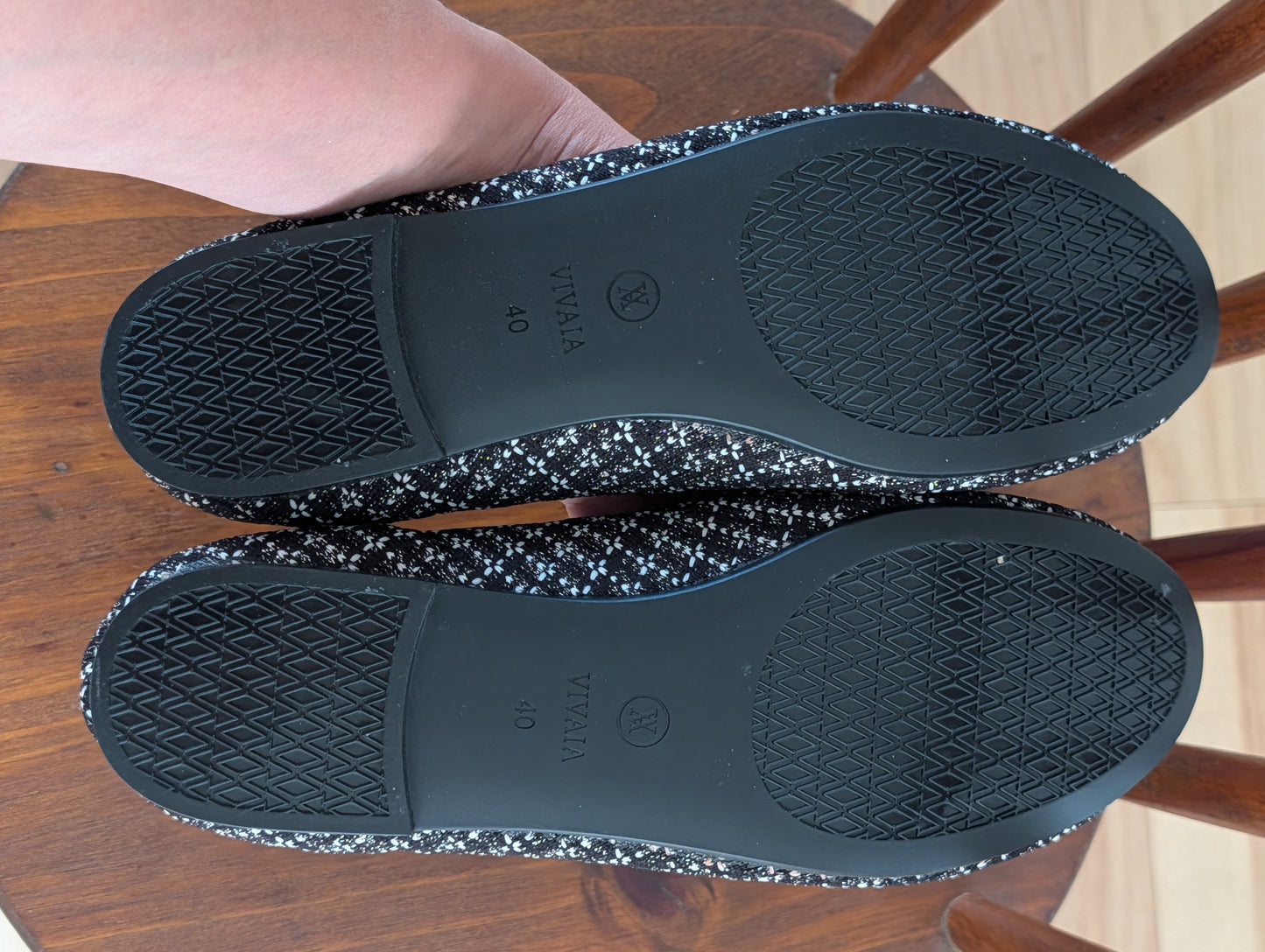 VIVAIA Black Tweed Ballet Flats – 9