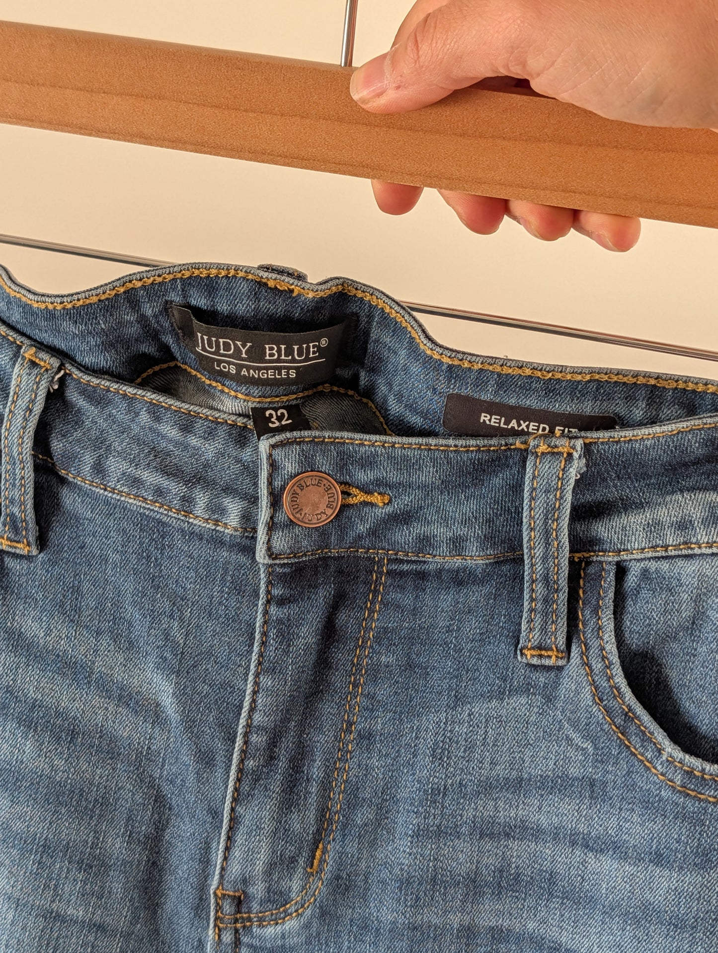 Judy Blue Relaxed Fit Straight Leg Jeans - 32