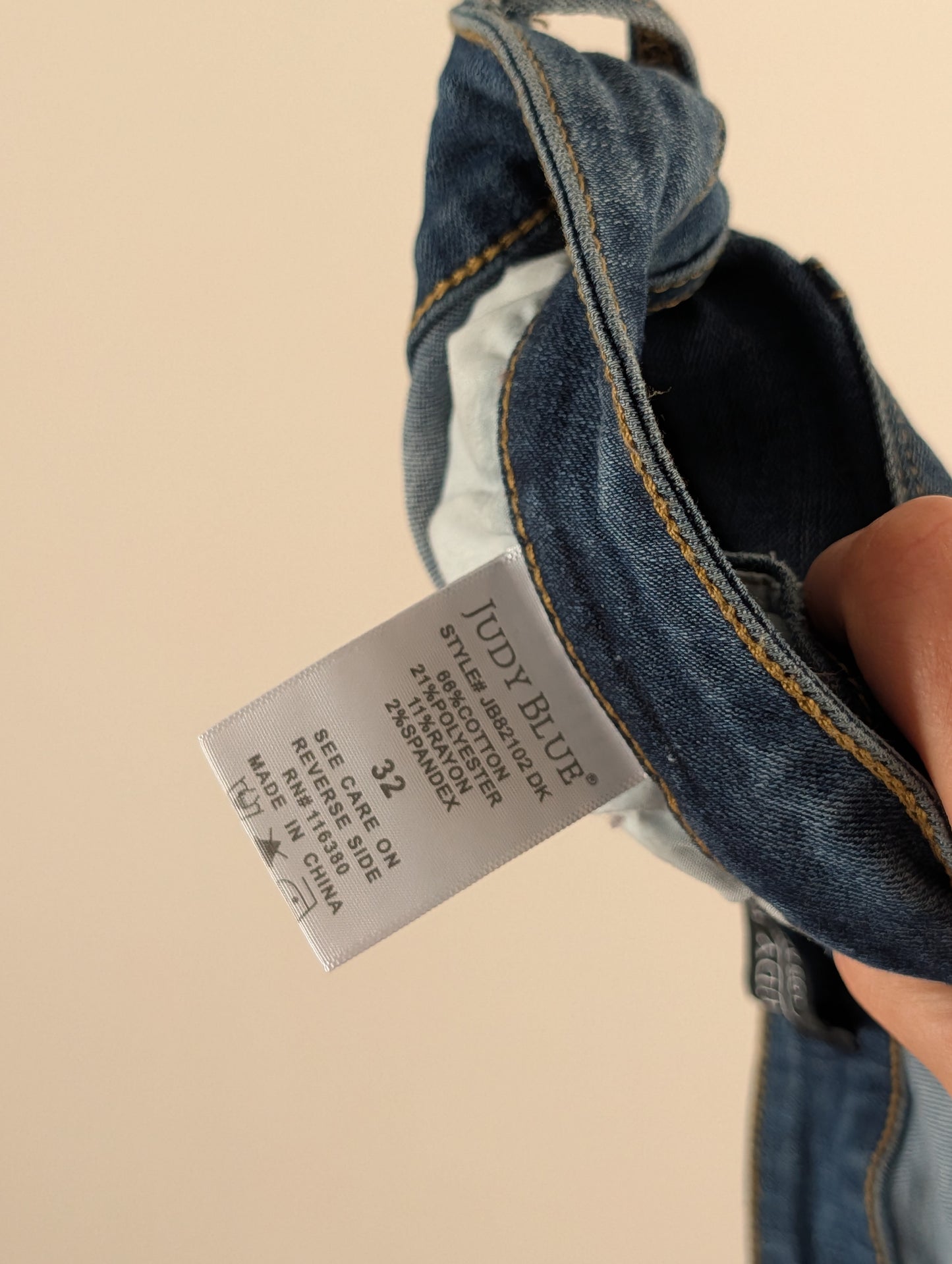 Judy Blue Relaxed Fit Straight Leg Jeans - 32