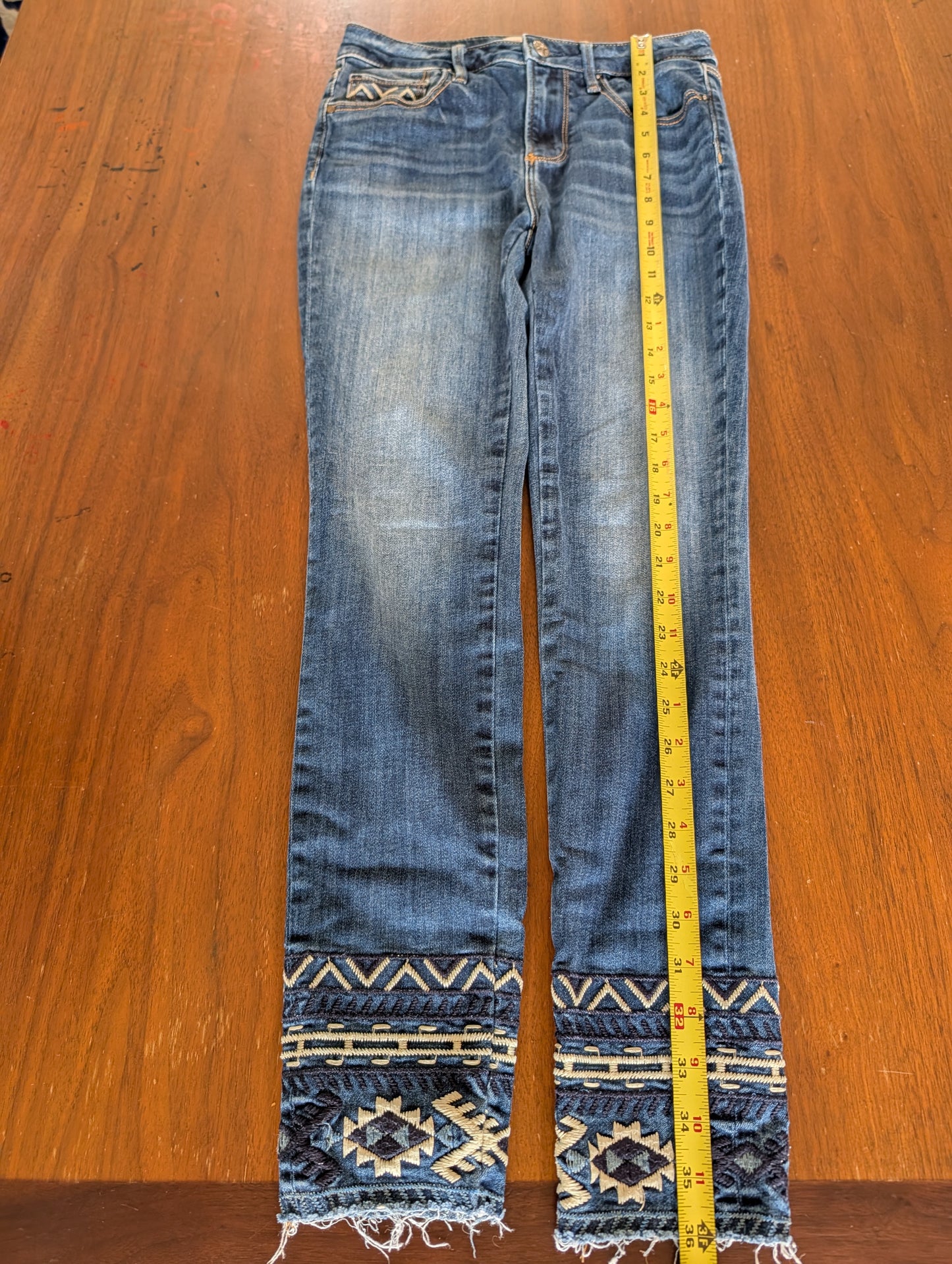 Driftwood Jackie High Rise Embroidered Cuff Jeans - 25