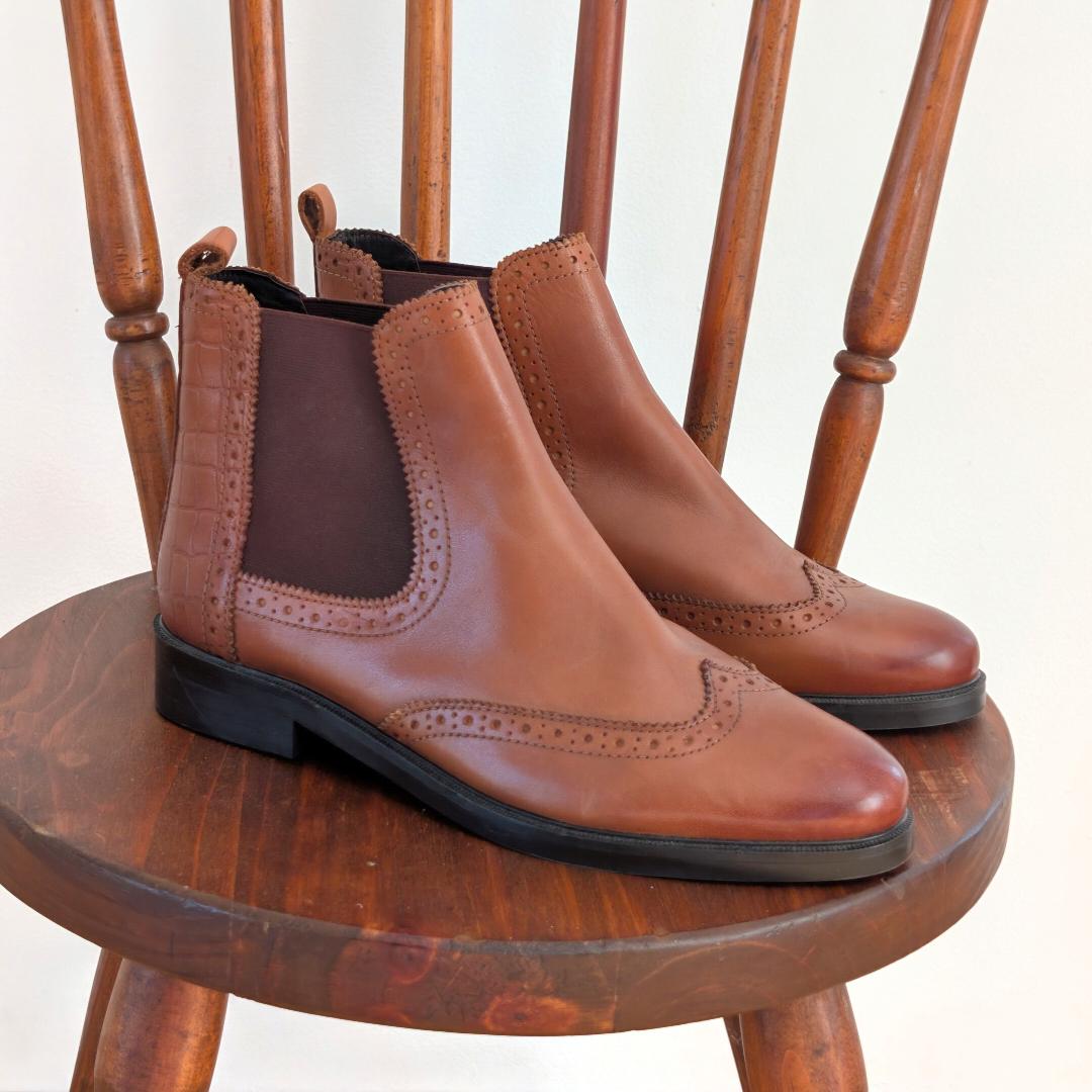 Thursday Dune LONDON Quest Brogue Leather Chelsea Ankle Boots - 9