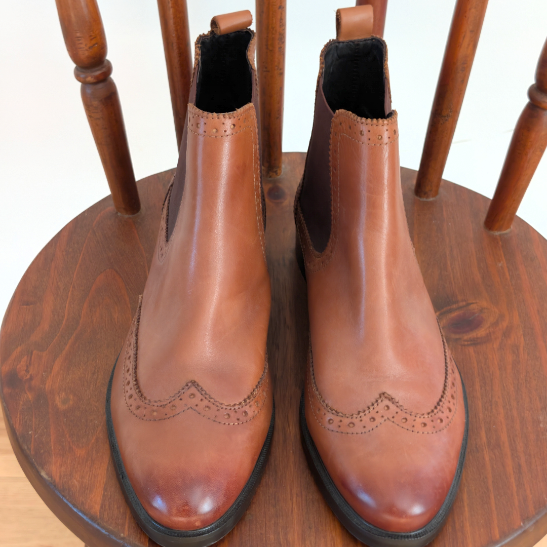 Thursday Dune LONDON Quest Brogue Leather Chelsea Ankle Boots - 9