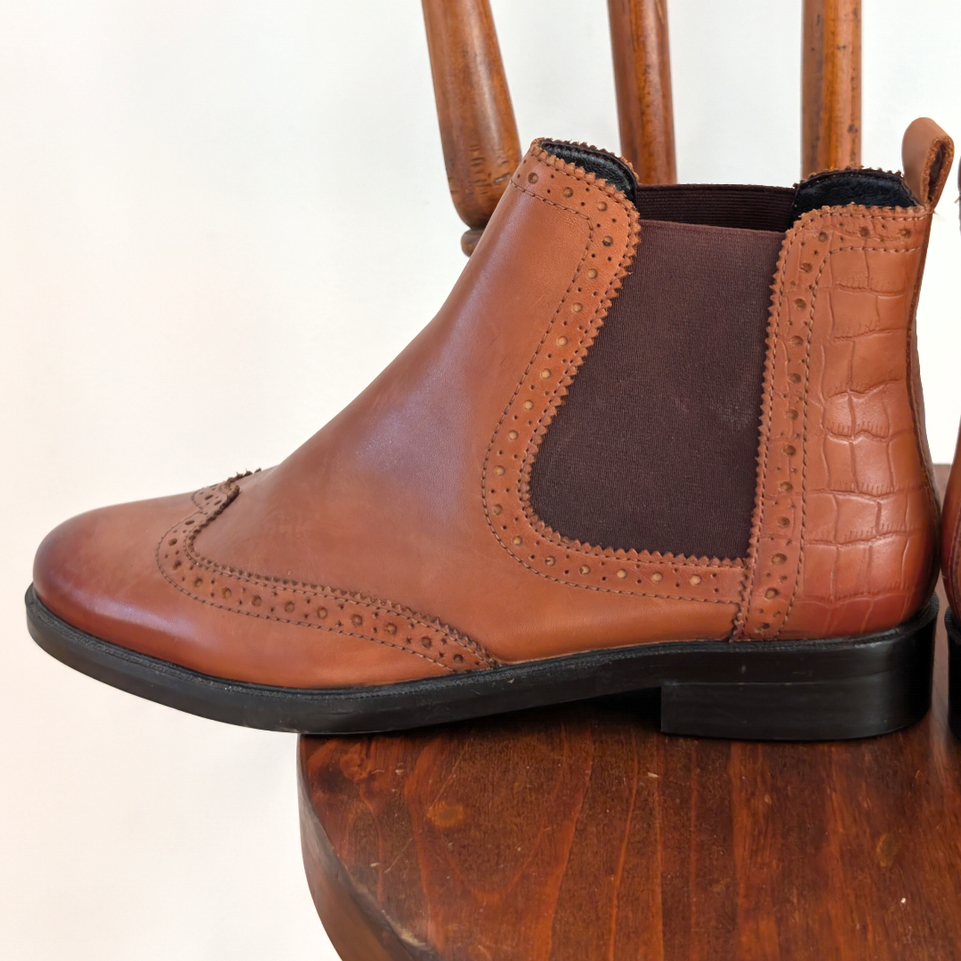 Thursday Dune LONDON Quest Brogue Leather Chelsea Ankle Boots - 9