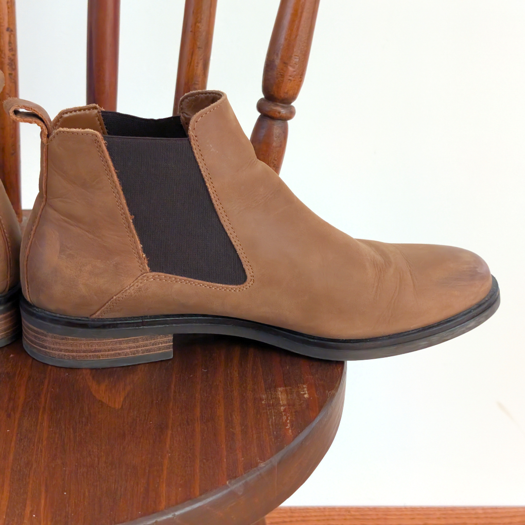Clarks Ankle Chelsea Jodphur Boots Leather - 9