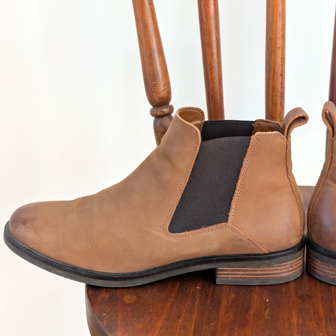 Clarks Ankle Chelsea Jodphur Boots Leather - 9