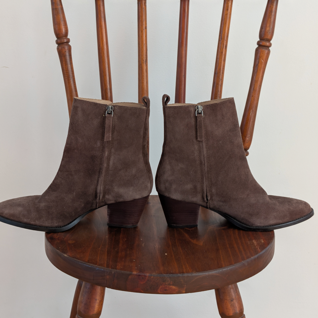 Banana Republic Booties Western Suede Olive - 9