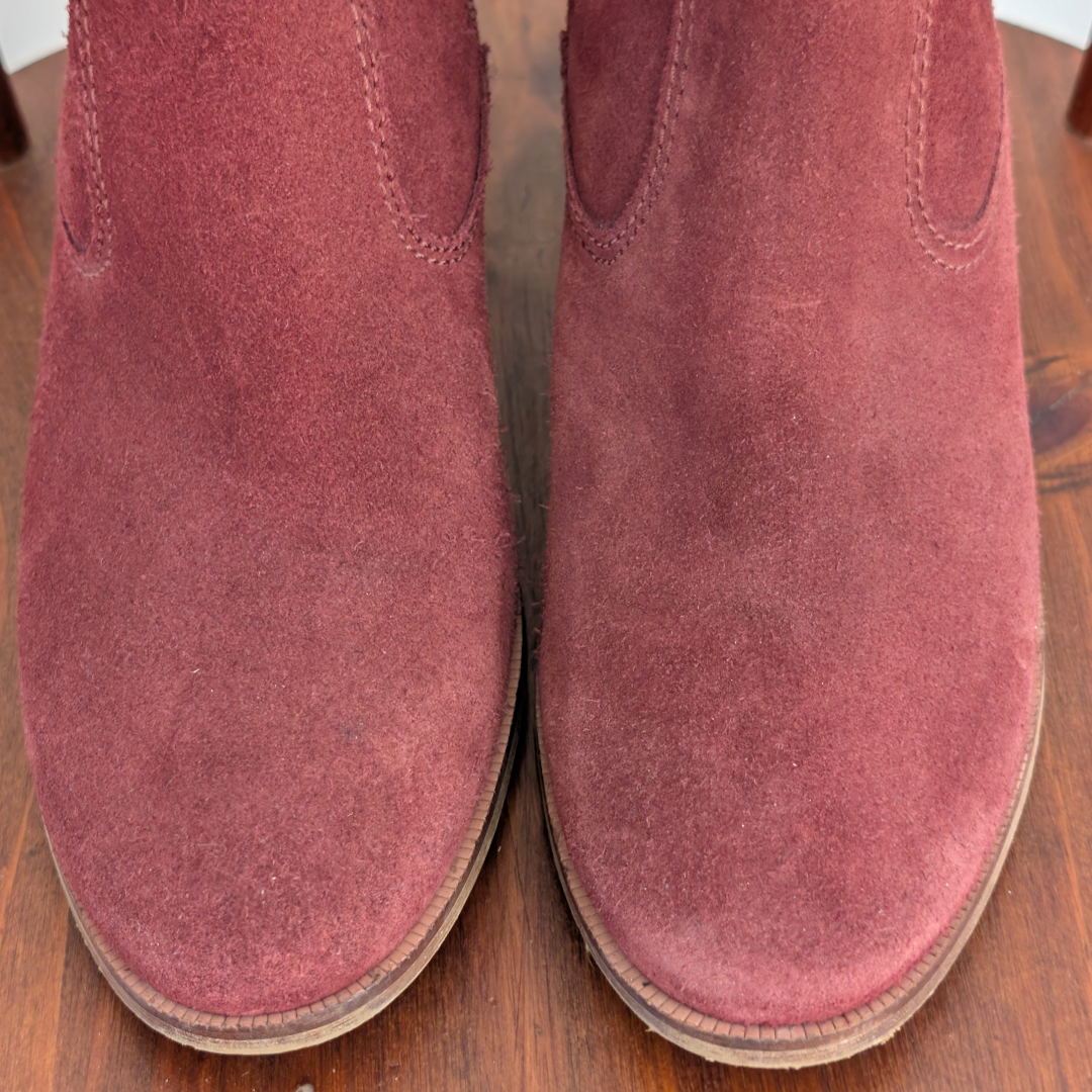 Crevo Jade Booties Western Suede - 9.5