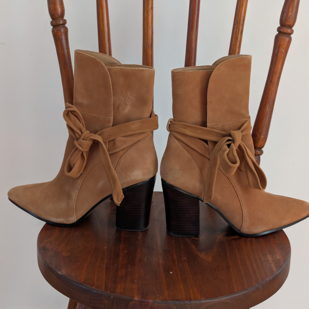 Banana Republic Canton Suede Tie Bow Block Heel Booties - 9