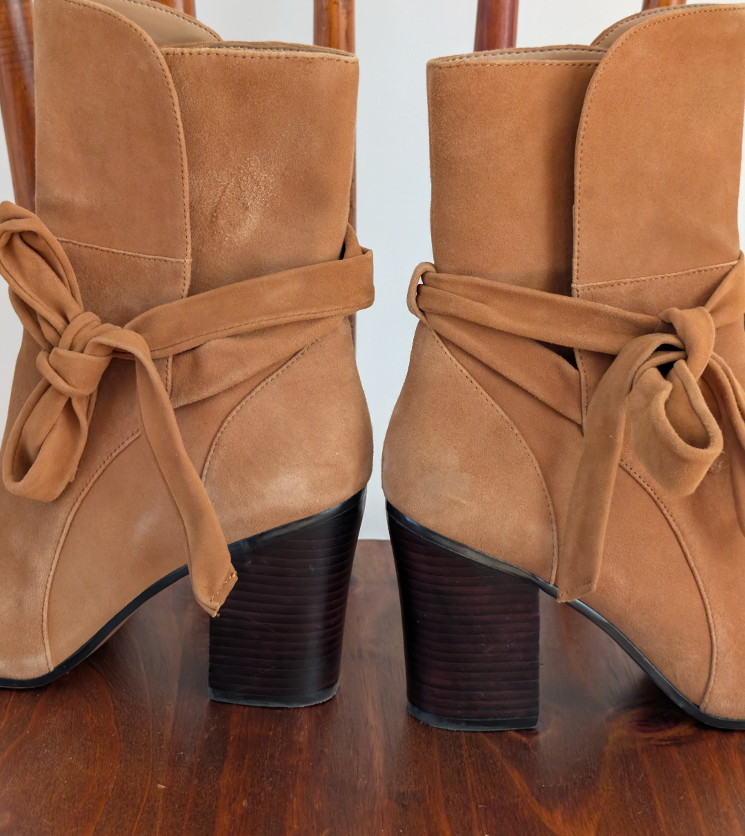 Banana Republic Canton Suede Tie Bow Block Heel Booties - 9